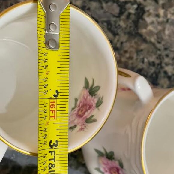 Vintage David Michael English Floral Bone China Mugs - Set of 4 - Picture 14 of 16